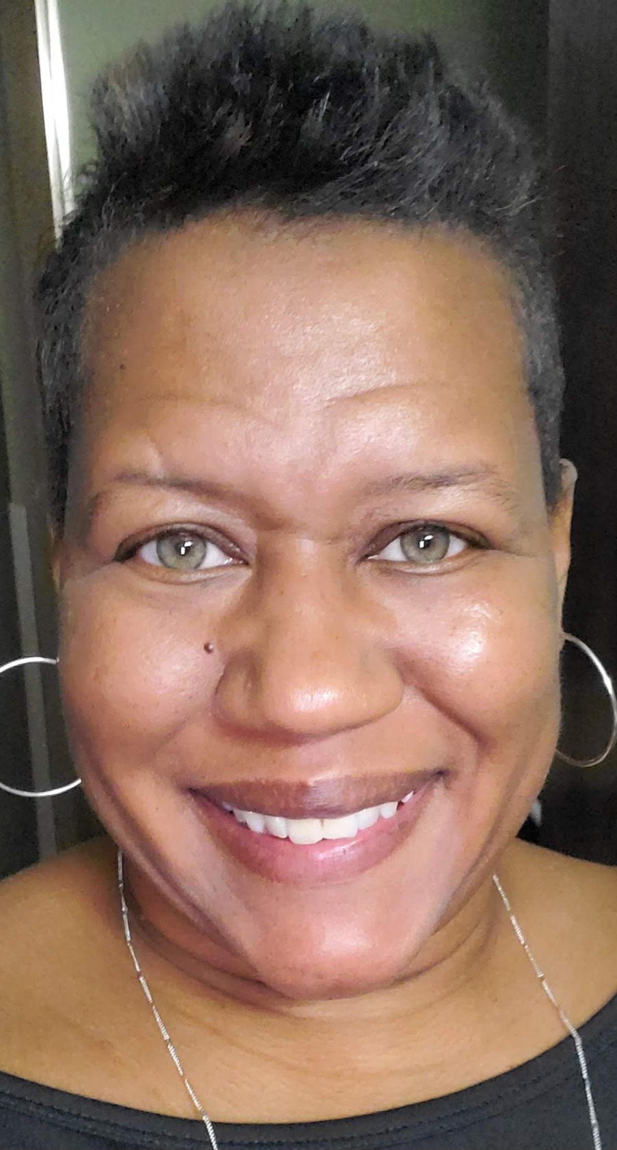 Cruise Brothers Travel Agent Luciana Giles